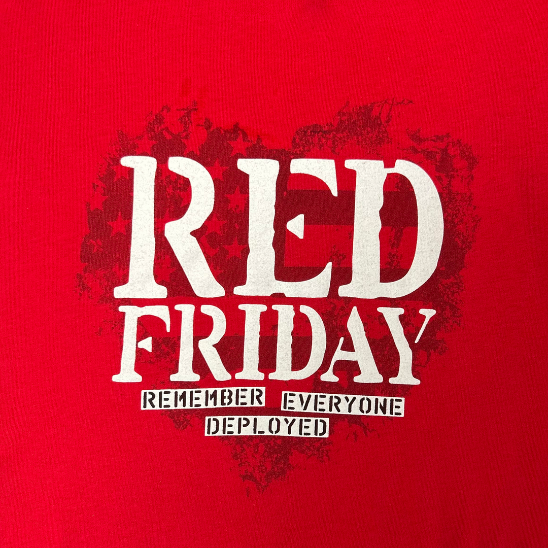Ladies Red Friday Remember Everyone Deployed Heart T-Shirt (Red)