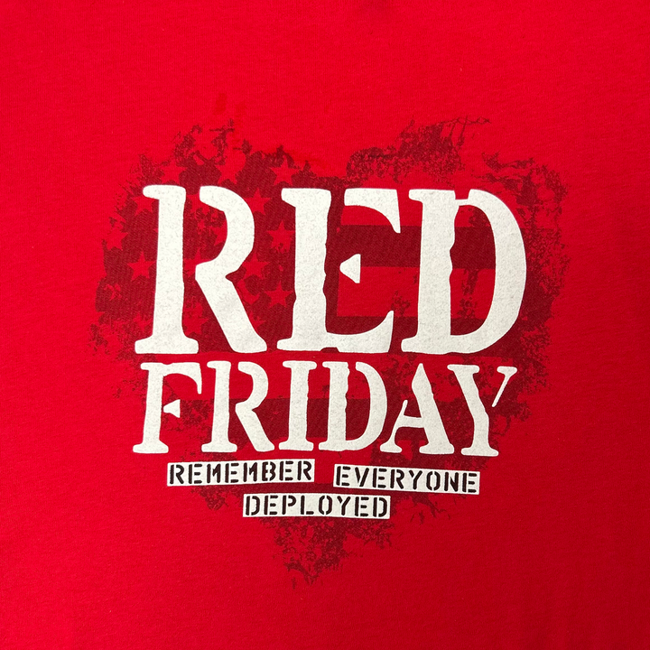Ladies Red Friday Remember Everyone Deployed Heart T-Shirt (Red)